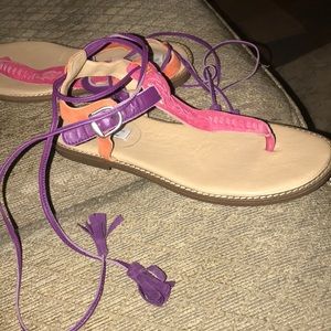 Size 9 colorful sandal